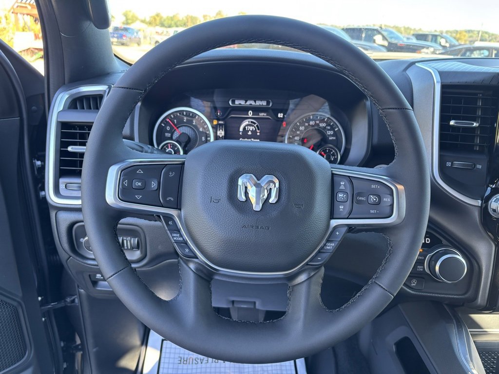 New 2026 RAM 1500 4x4 Crew Cab image 16