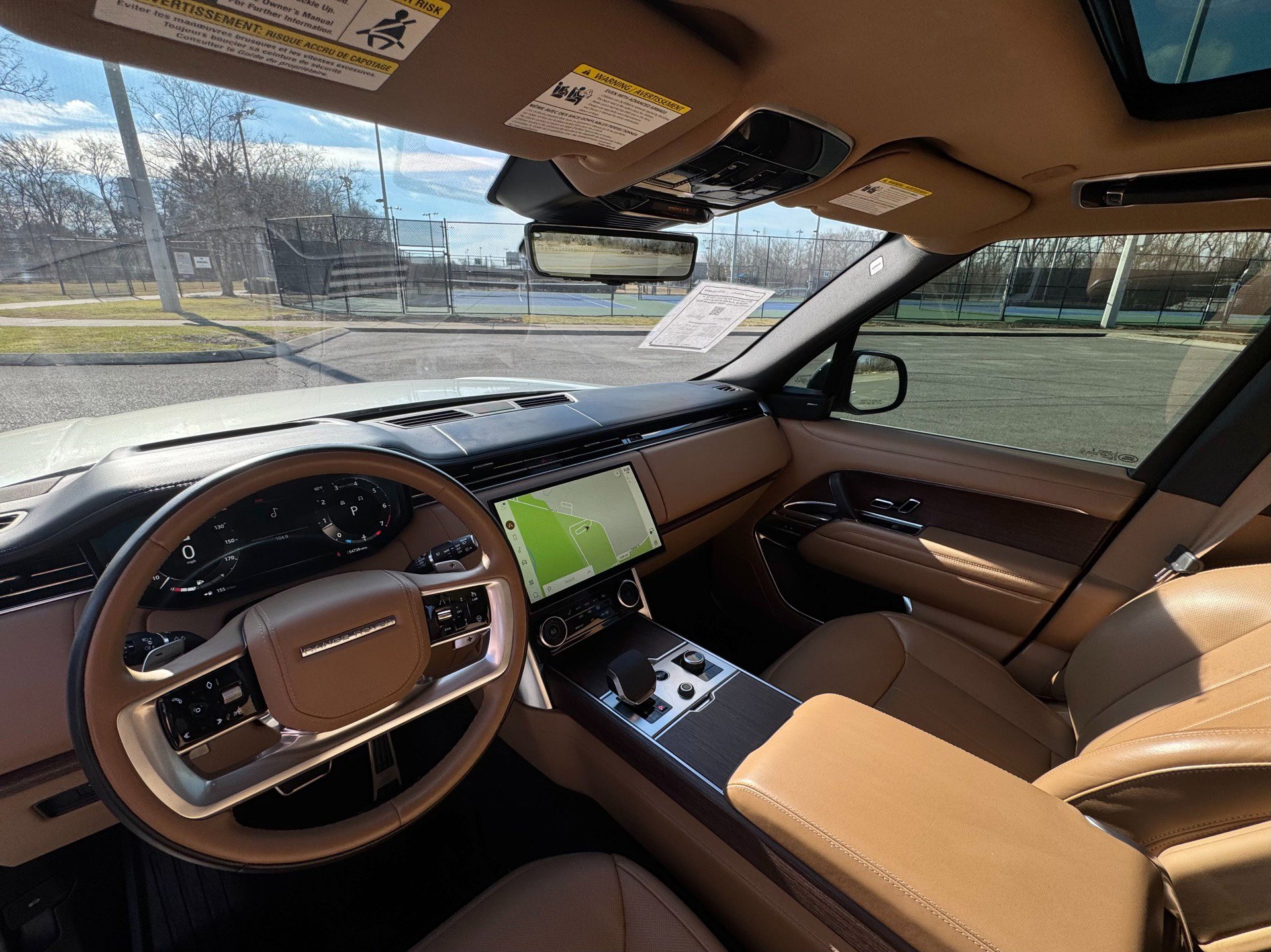 Used 2023 Land Rover Range Rover SE image 11