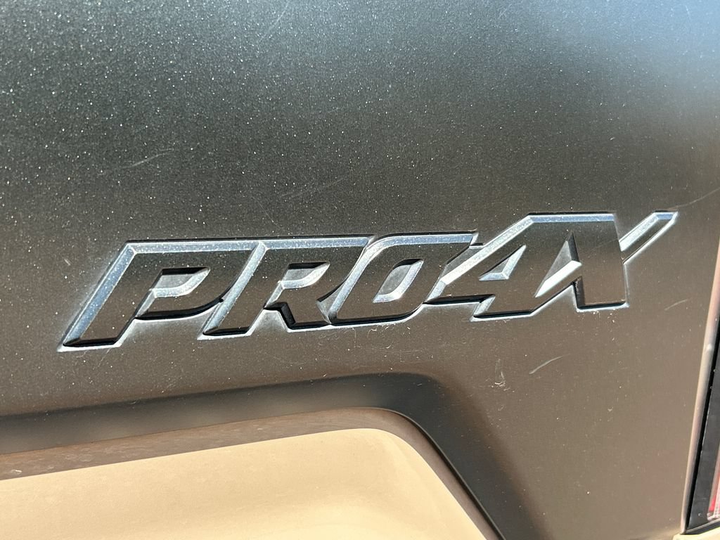 Used 2021 Nissan Titan PRO-4X w/ Pro-4x Convenience Package AWD/4WD image 25