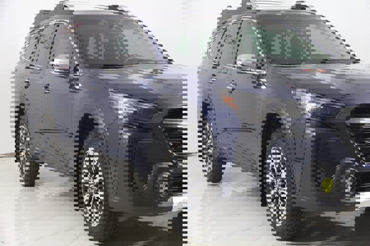 Used 2024 Subaru Outback Touring XT w/ Popular Package #2 image 39