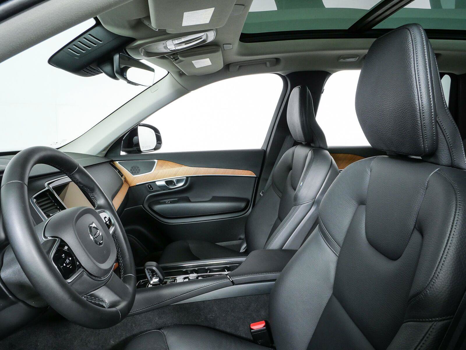 Used 2023 Volvo XC90 B6 Plus w/ Protection Package Premier AWD/4WD image 6