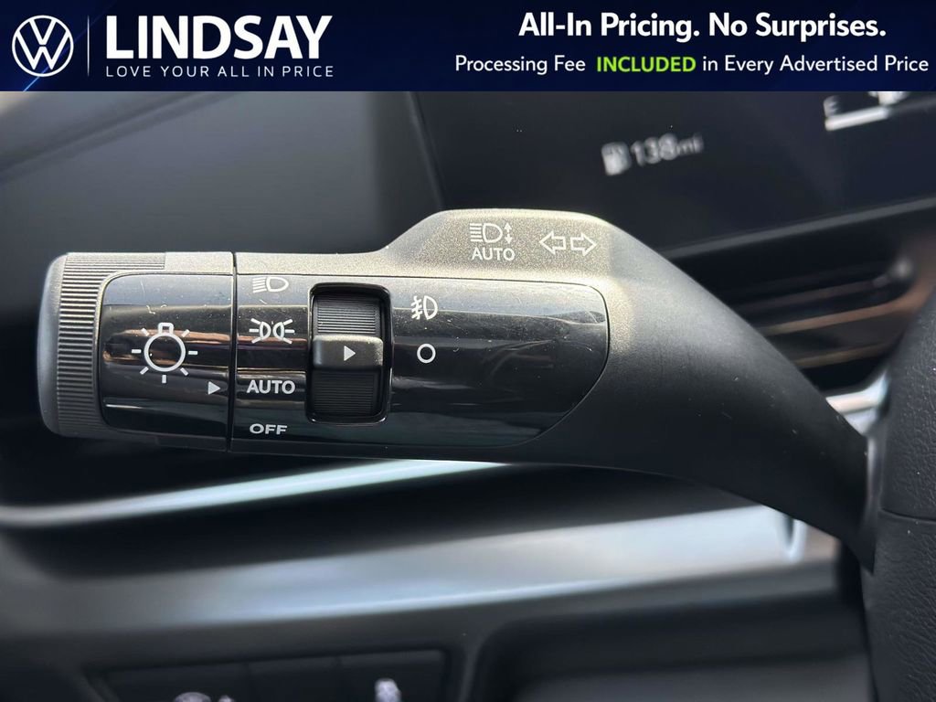 Used 2025 Kia Carnival SX FWD image 24