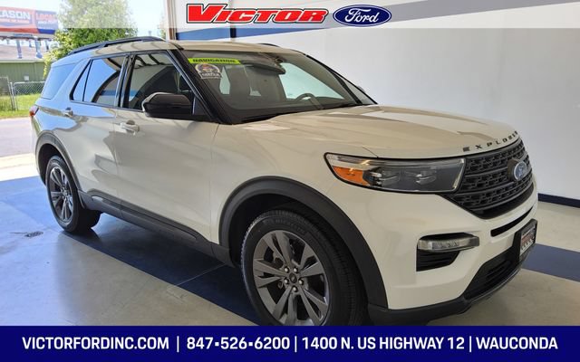 Used 2024 Ford Explorer XLT w/ Equipment Group 202A AWD/4WD image 4