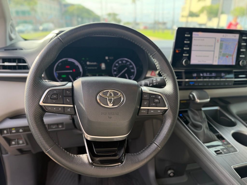 Used 2022 Toyota Sienna Limited AWD/4WD image 17