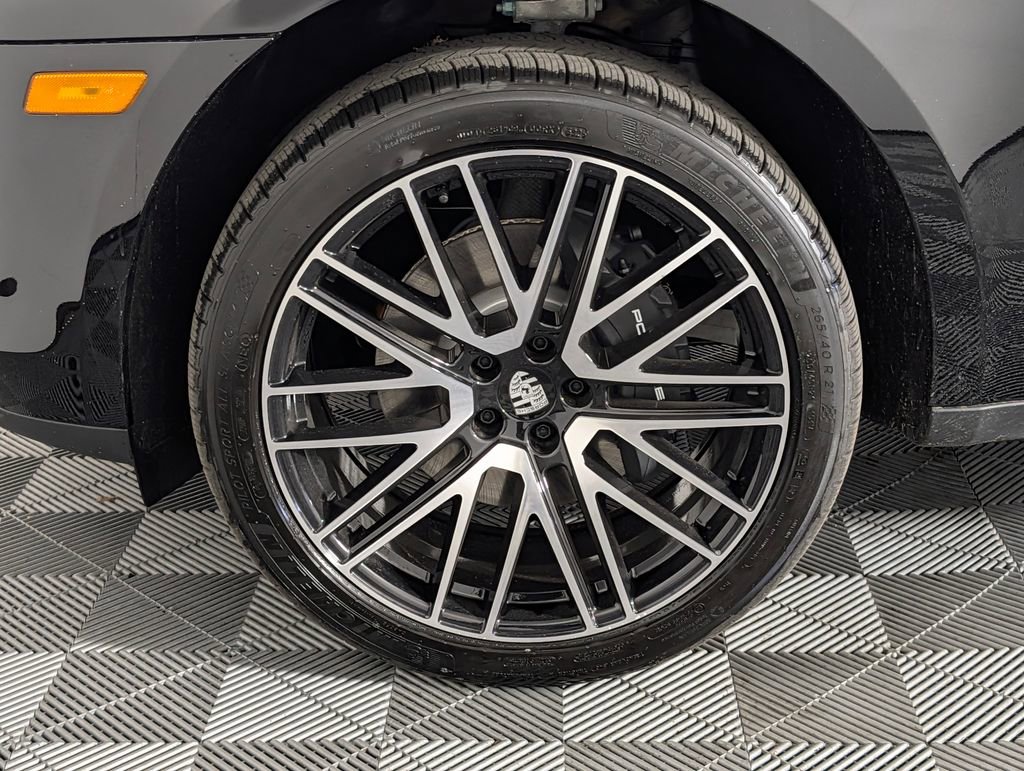 New 2026 Porsche Macan image 11