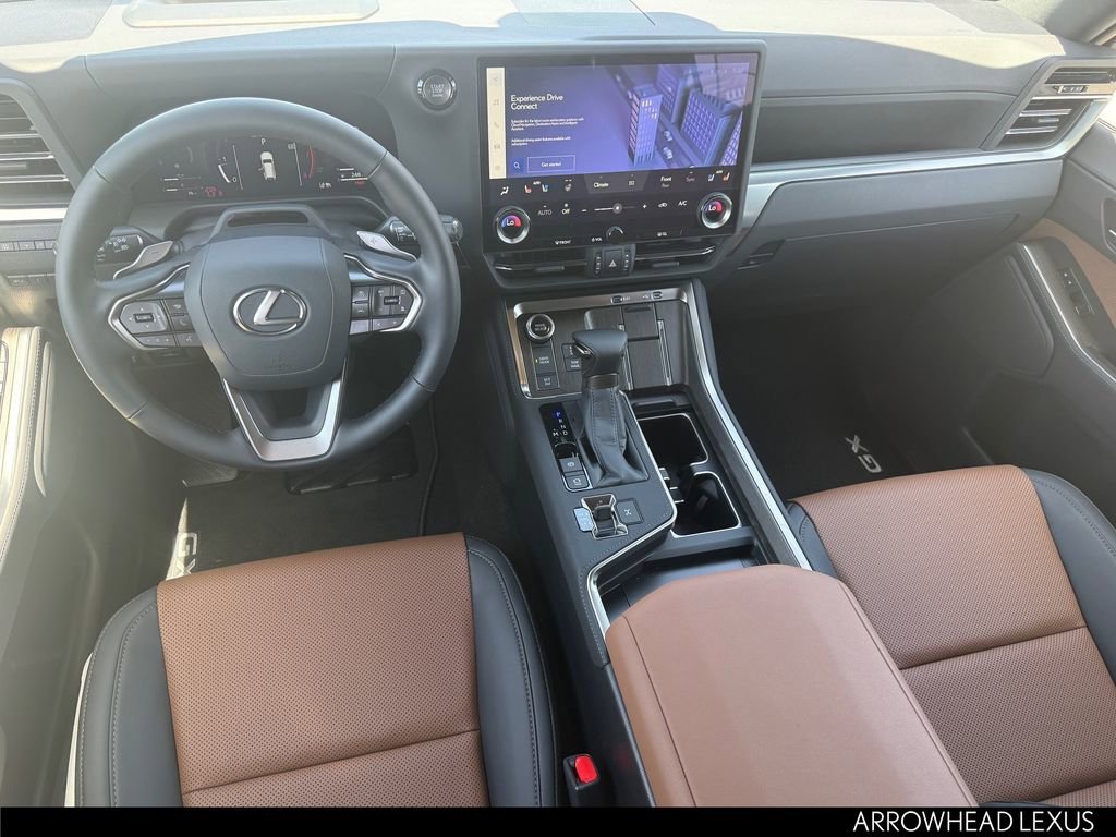 Used 2026 Lexus GX 550 w/ Accessory Package (31) AWD/4WD image 29