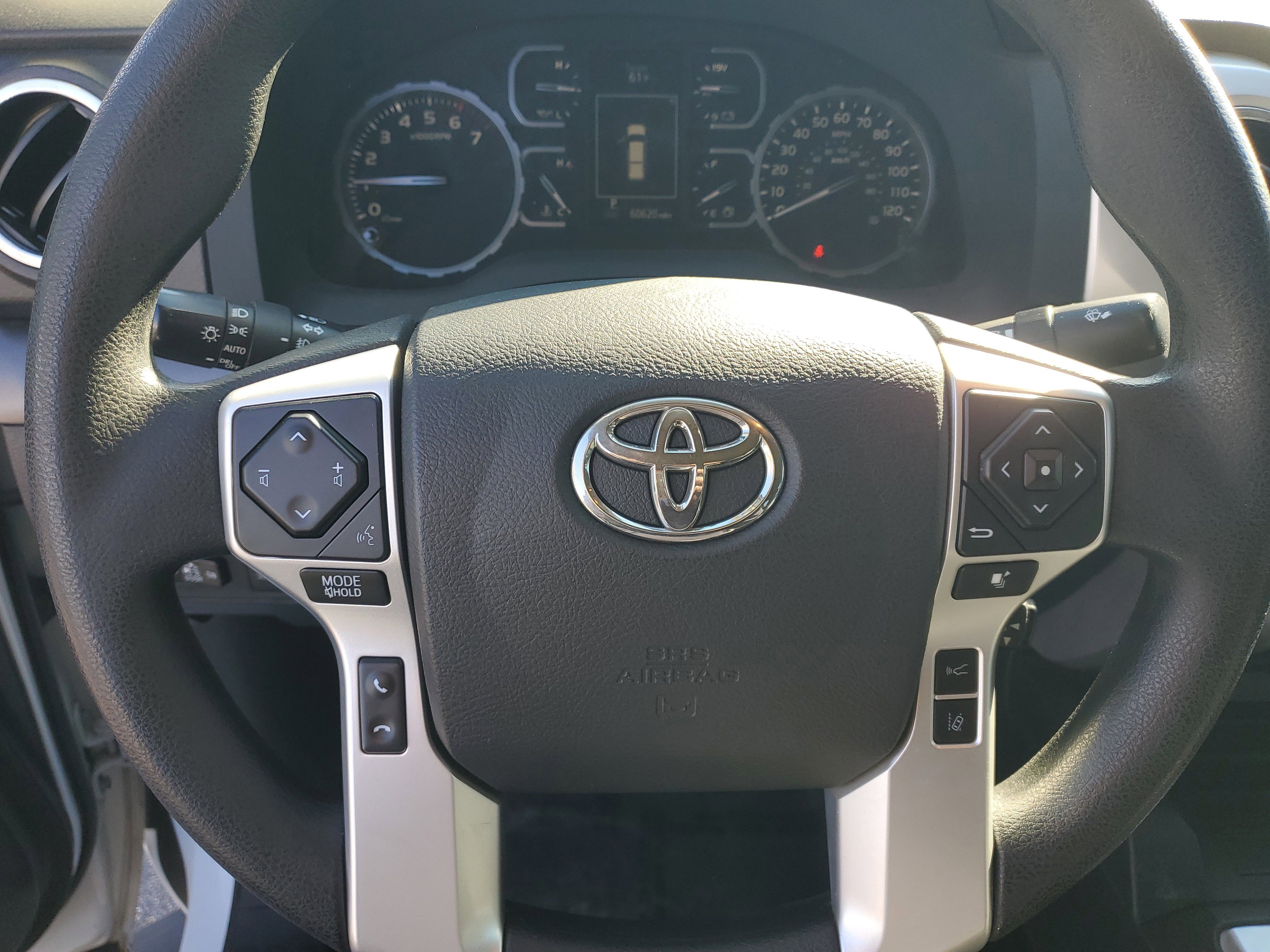 Used 2018 Toyota Tundra SR5 w/ SR5 Upgrade Package image 27