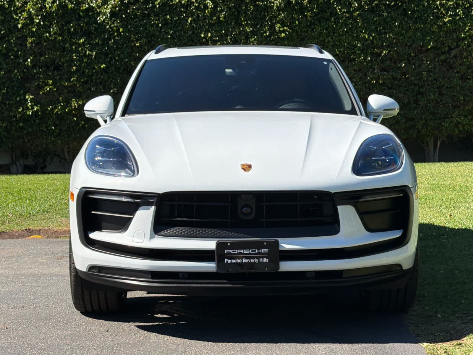 New 2026 Porsche Macan AWD/4WD image 11