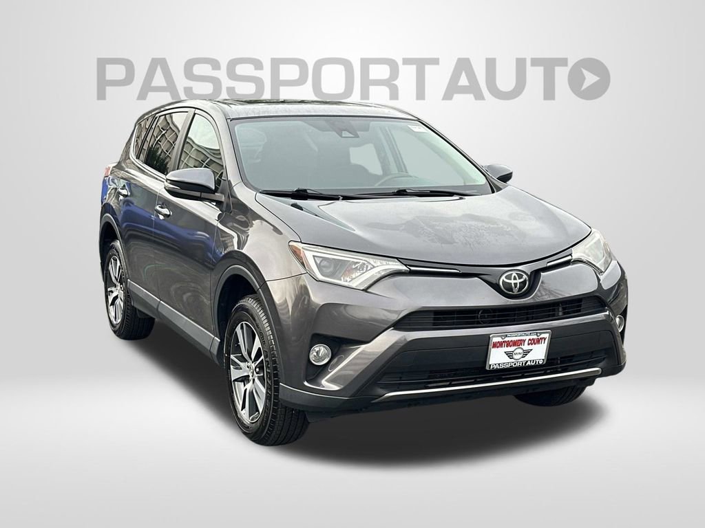 Used 2018 Toyota RAV4 XLE image 6