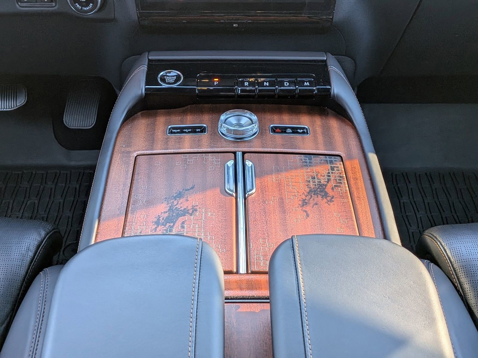 Certified 2025 Lincoln Navigator L Black Label image 23