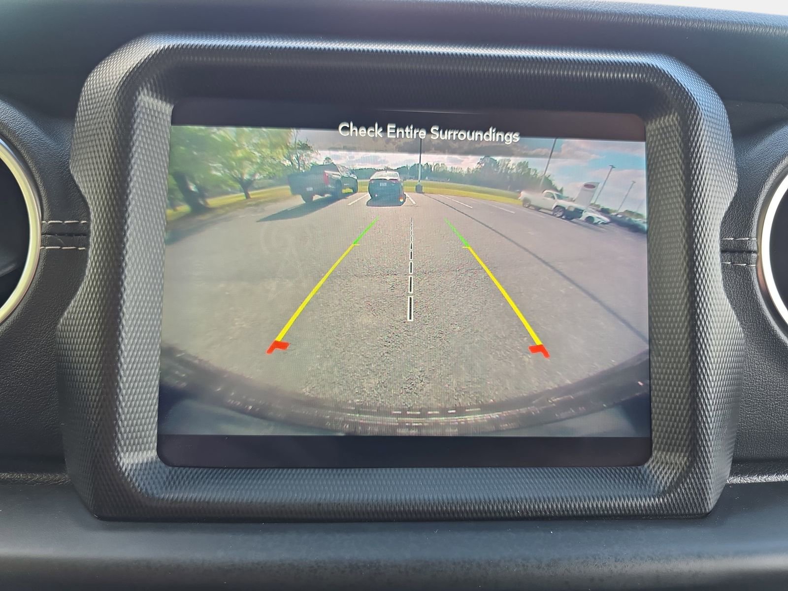 Used 2021 Jeep Wrangler Unlimited Sahara image 22