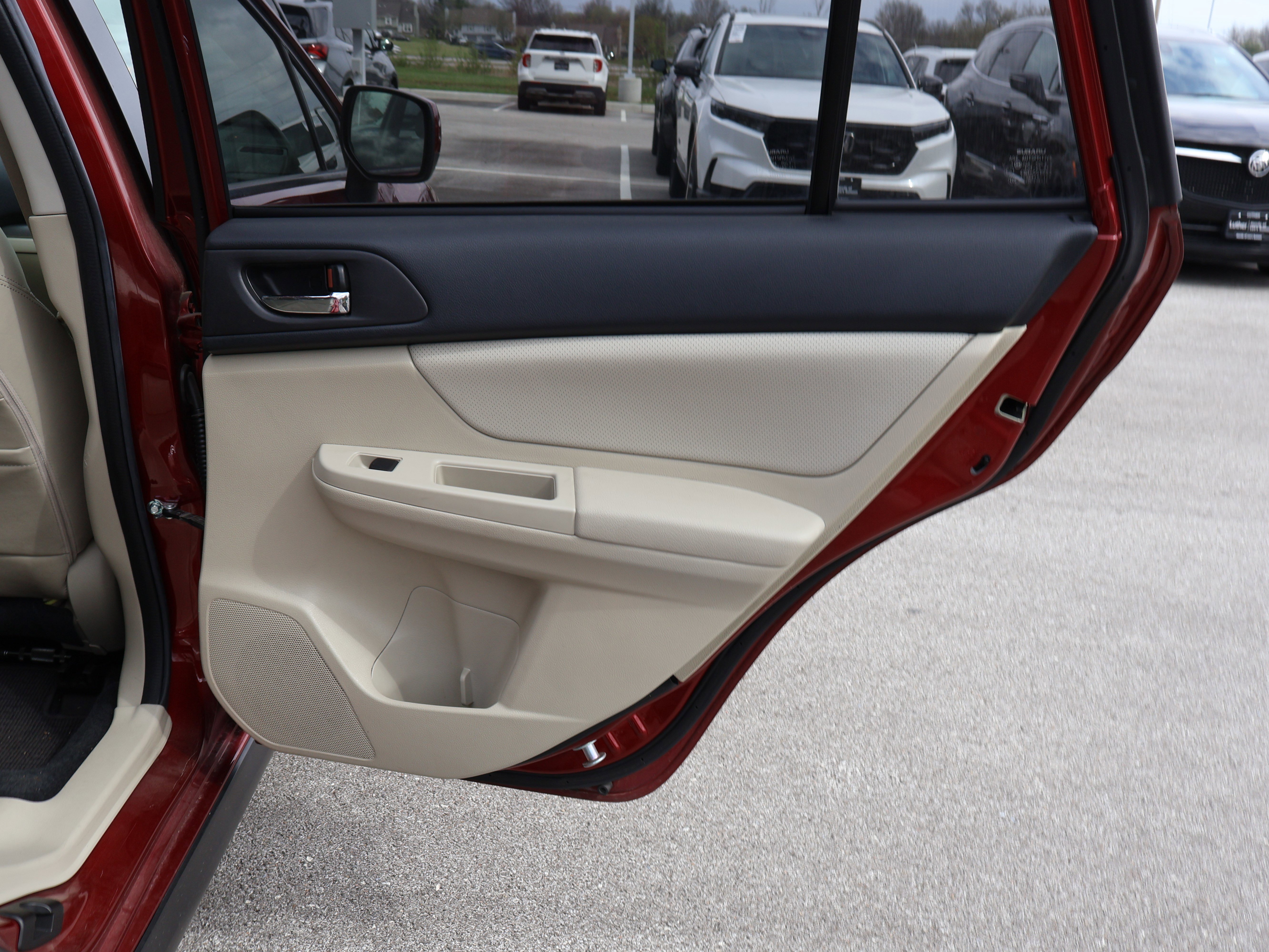 Used 2013 Subaru Crosstrek 2.0i Limited image 12