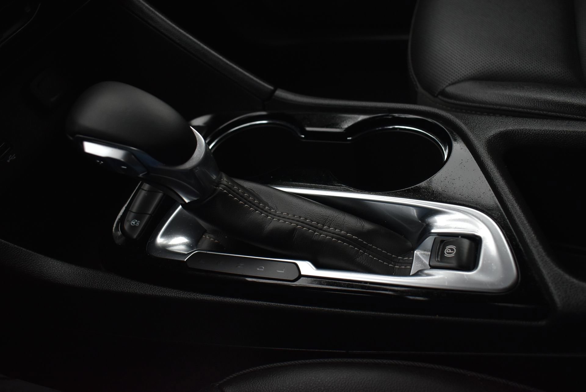 Used 2024 Buick Encore GX Sport Touring w/ Comfort Package image 31