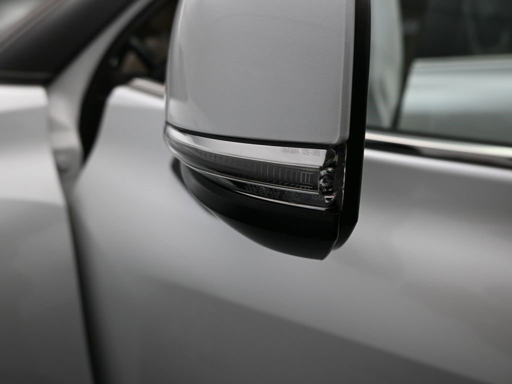 Used 2022 Toyota Highlander XLE image 54