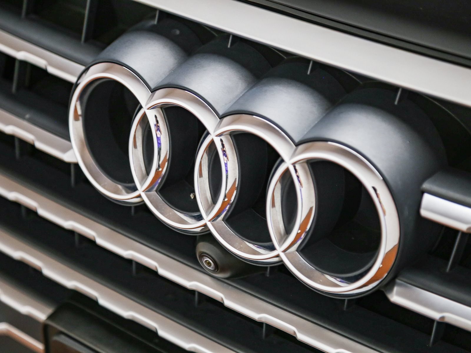 Used 2018 Audi Q7 3.0T Prestige w/ Prestige Package AWD/4WD image 9