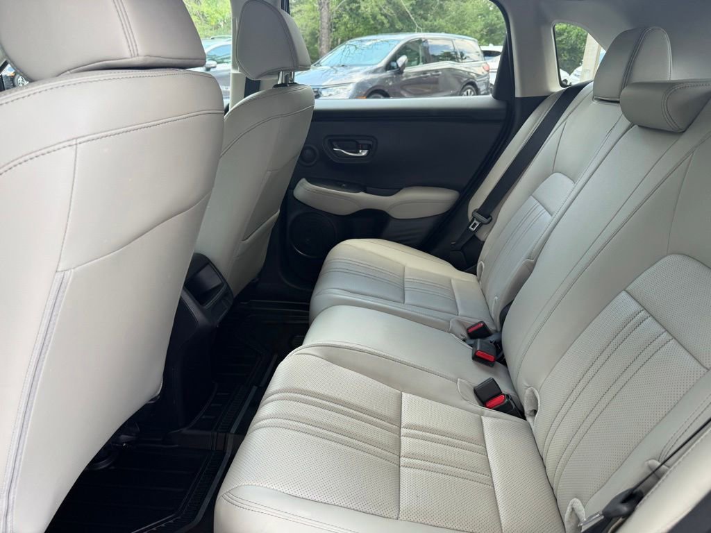 Certified 2024 Honda HR-V EX-L image 11