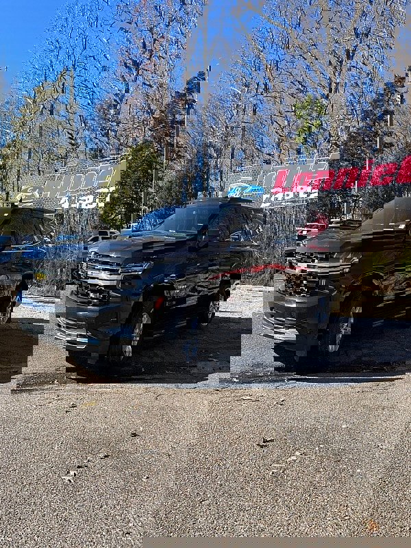 Used 2023 Chevrolet Tahoe LS image 3