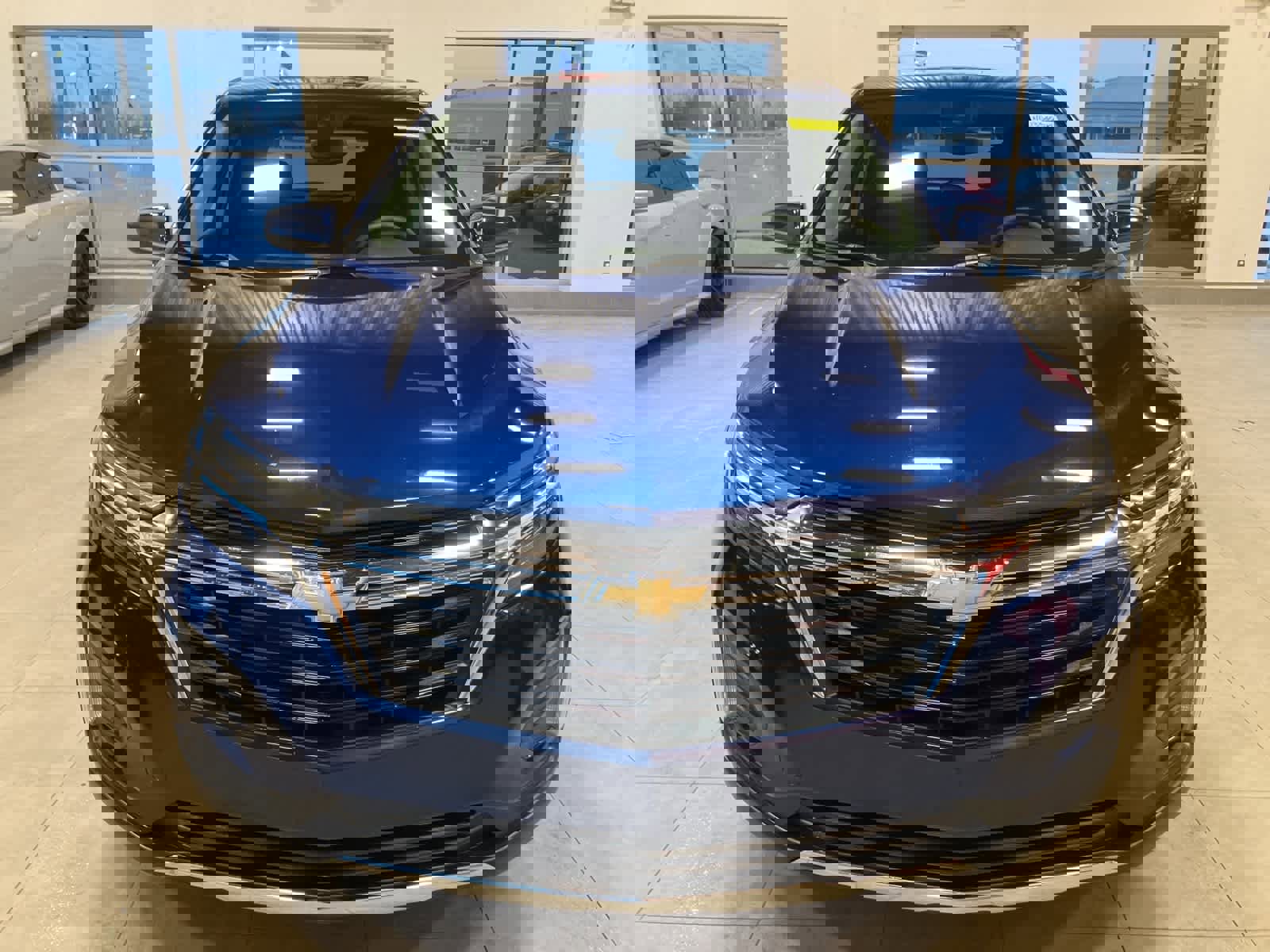 Used 2022 Chevrolet Equinox LT image 2