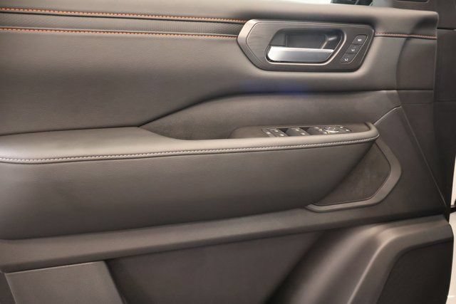 New 2026 Nissan Armada PRO-4X AWD/4WD image 9