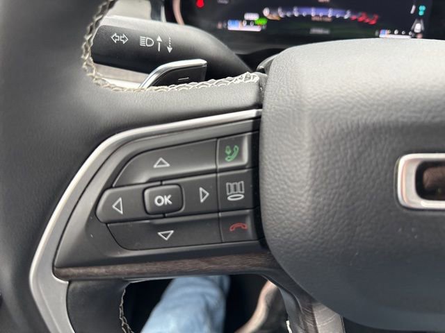 Used 2023 Jeep Grand Cherokee 30th Anniversary image 39