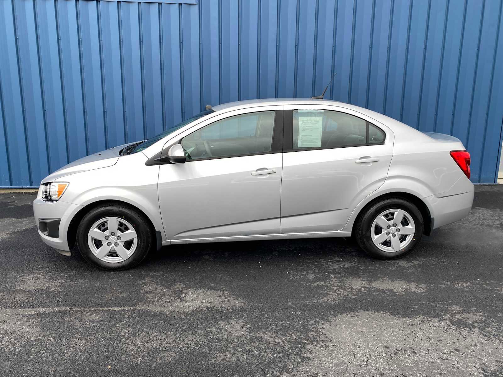 Used 2013 Chevrolet Sonic LS image 13