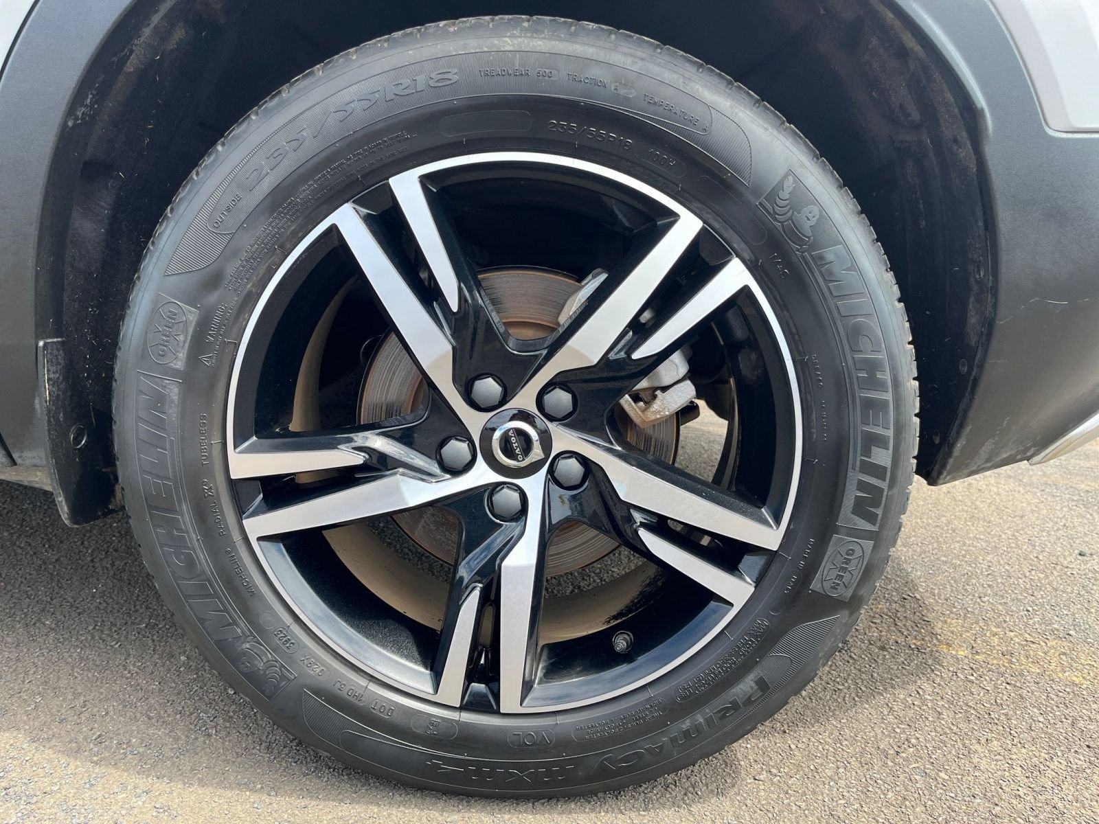 Used 2024 Volvo XC40 B5 Core AWD/4WD image 32