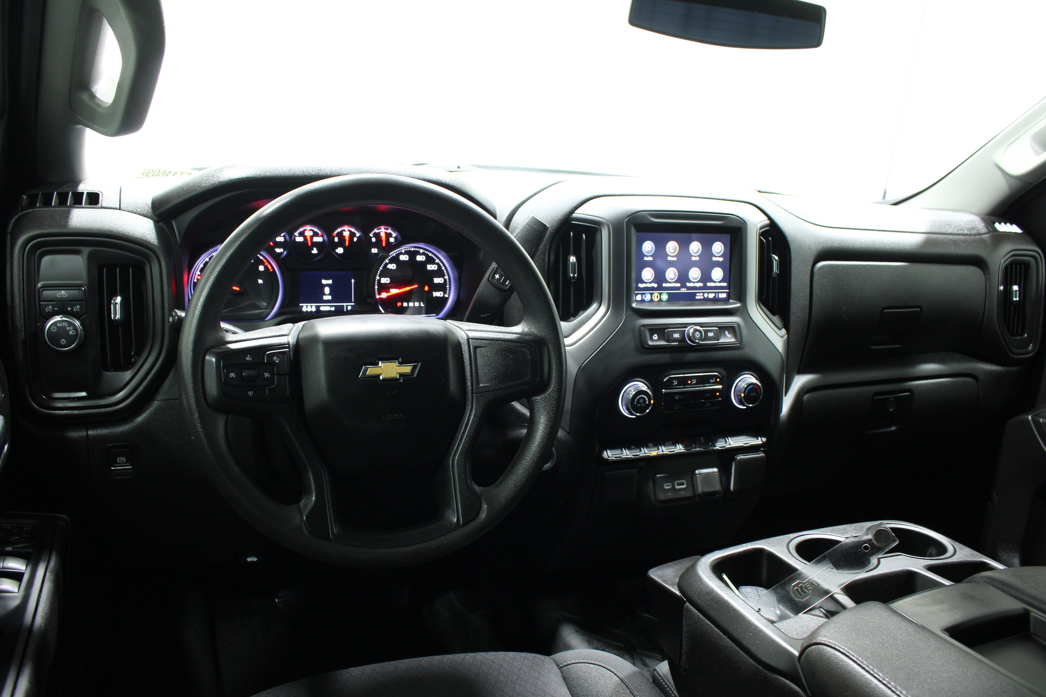 Used 2024 Chevrolet Silverado 1500 Custom RWD image 2
