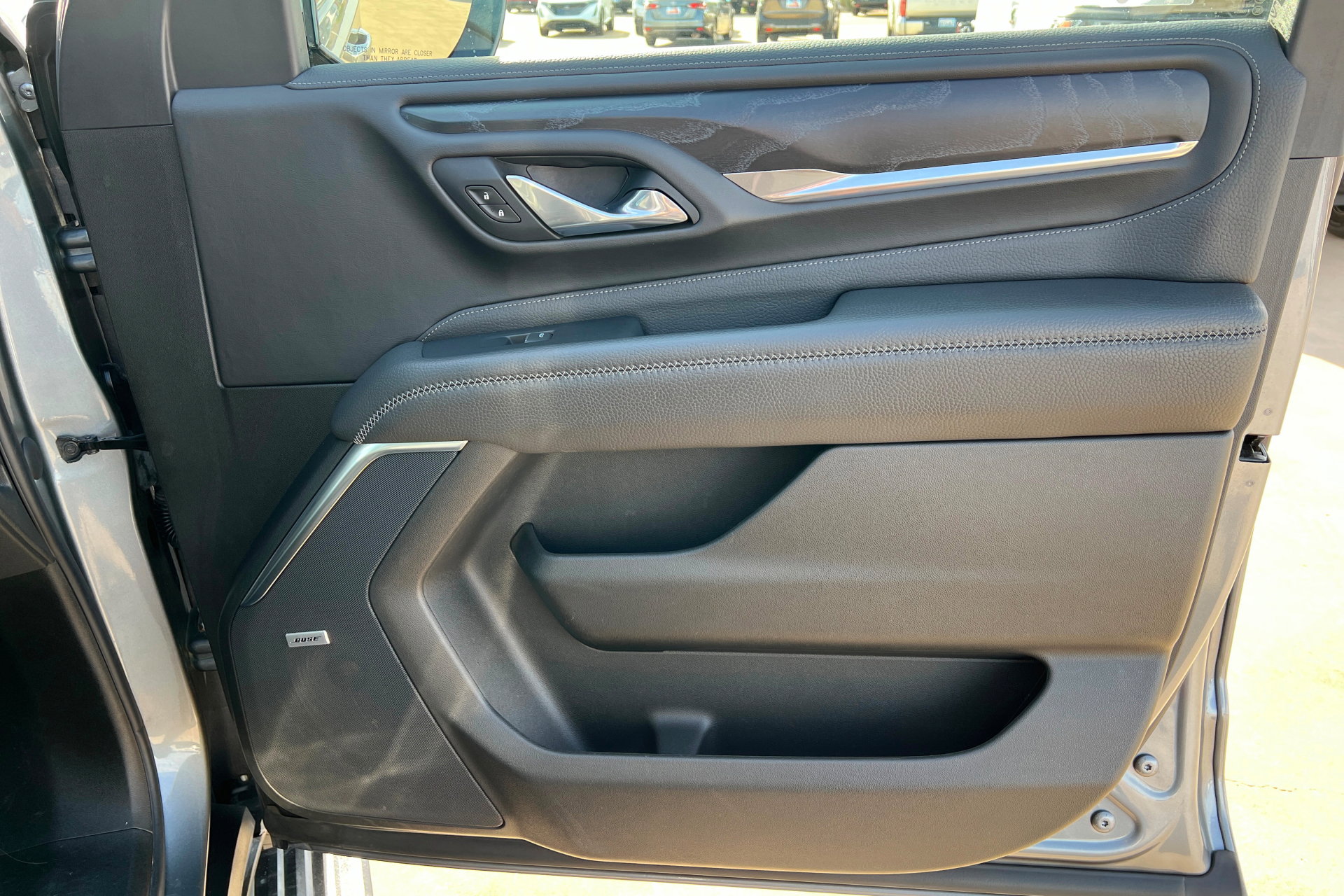 Used 2021 GMC Yukon Denali w/ Denali Premium Package image 24