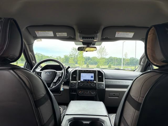 Used 2022 Ford F250 XLT w/ XLT Premium Package AWD/4WD image 16