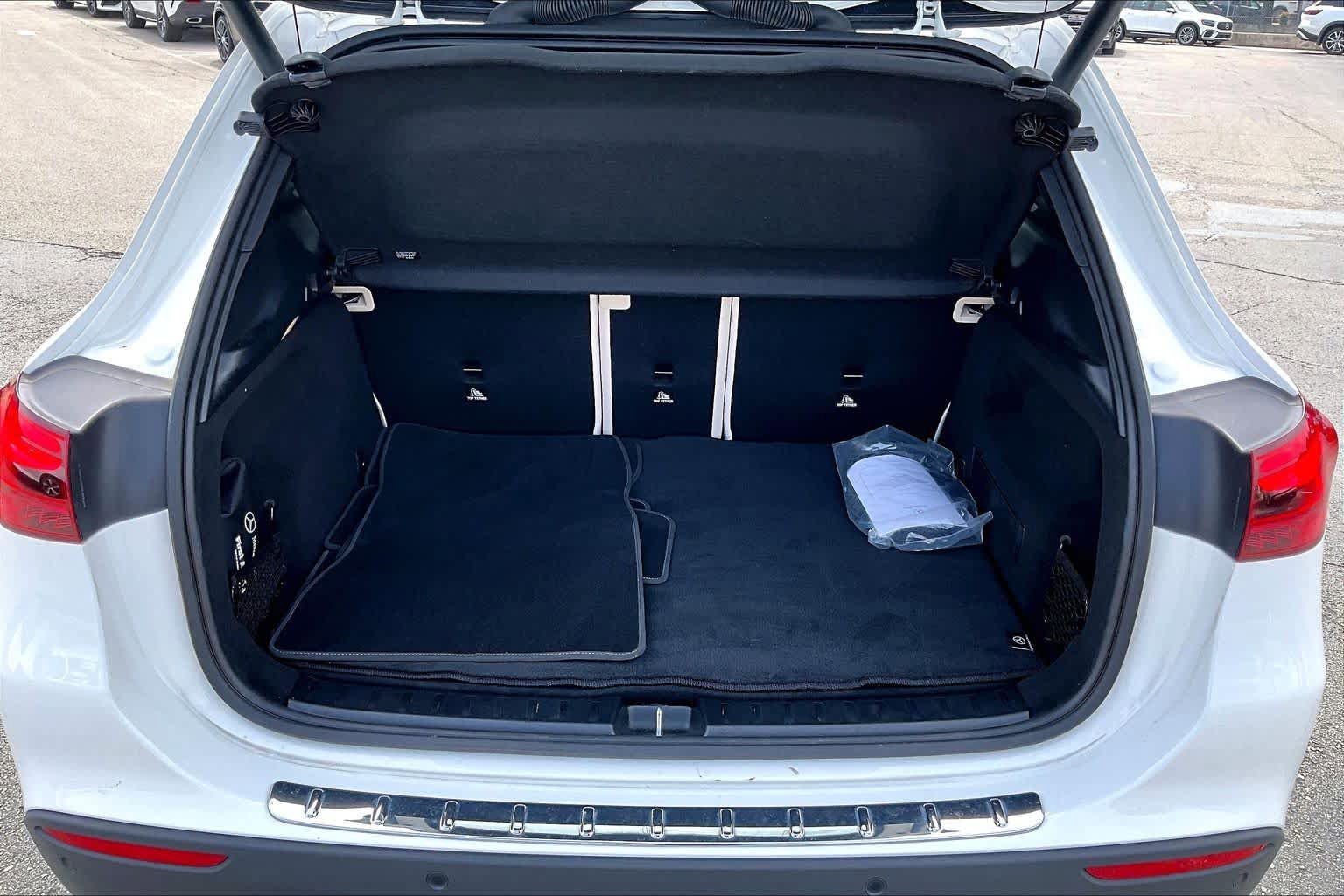 Certified 2025 Mercedes-Benz GLA 250 image 36