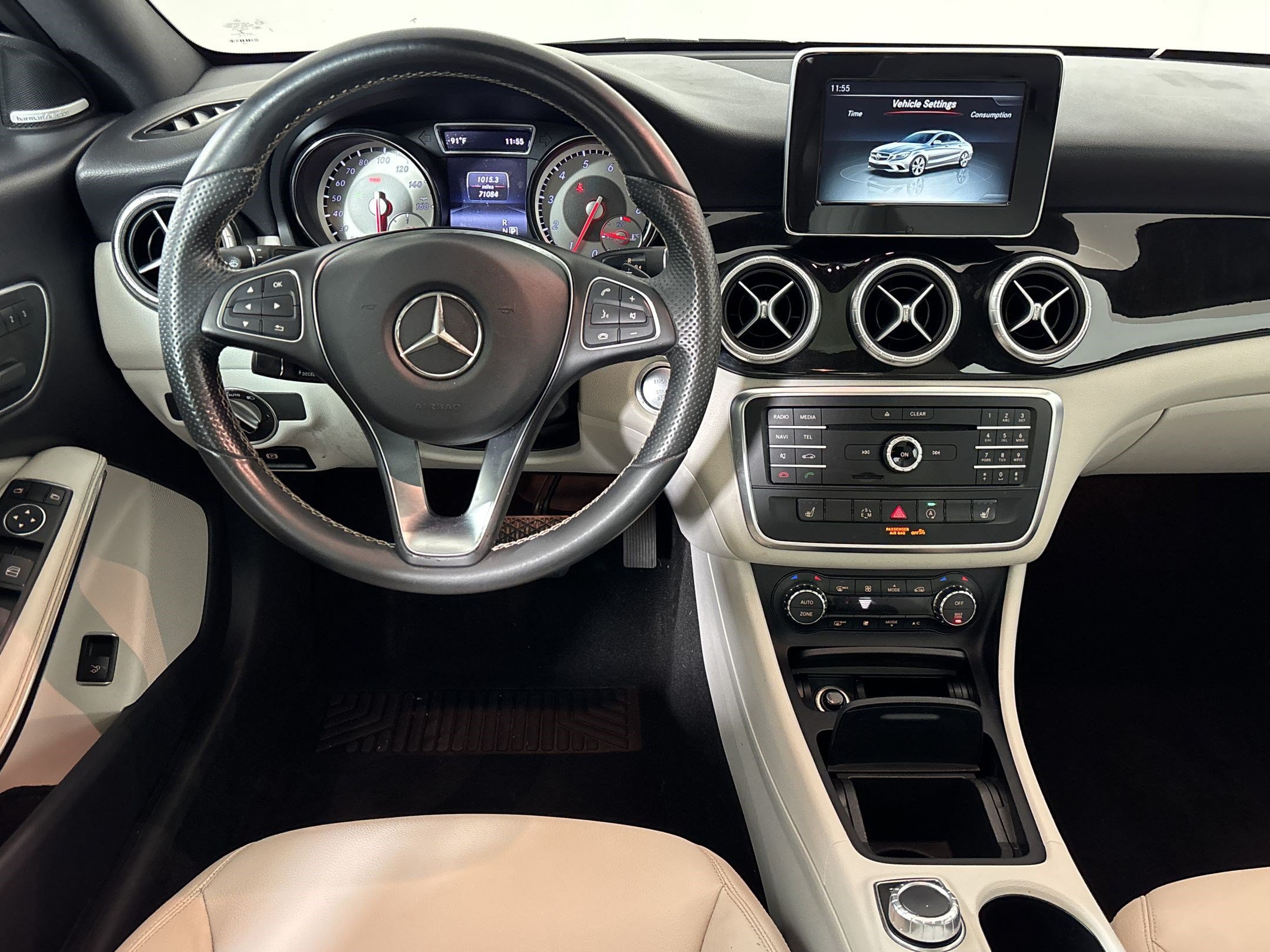 Used 2015 Mercedes-Benz CLA 250 image 28