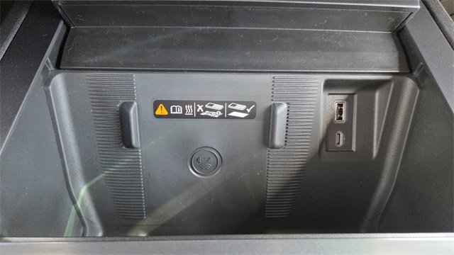 New 2025 GMC Hummer EV 2X image 28