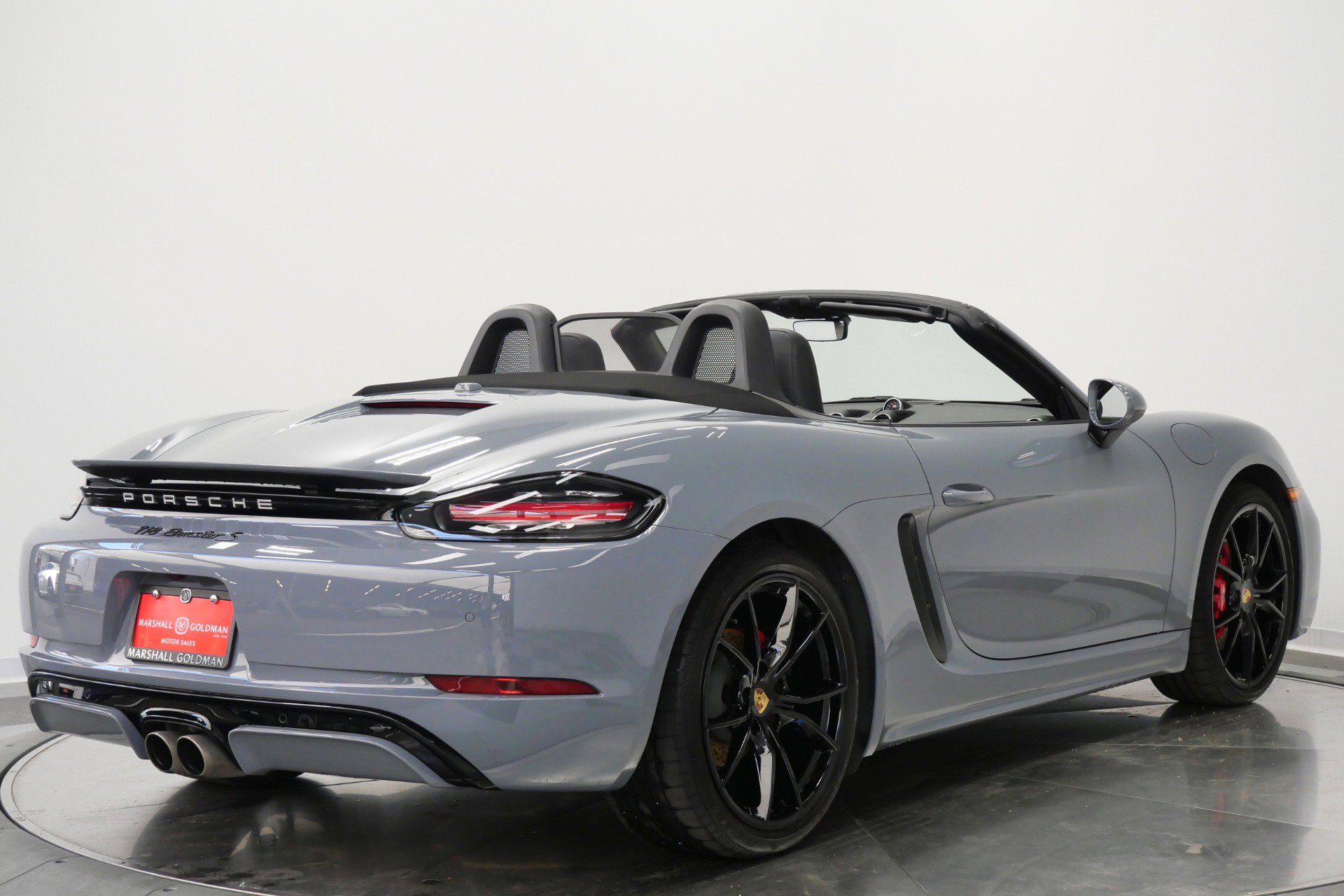 Used 2024 Porsche 718 Boxster S RWD image 9