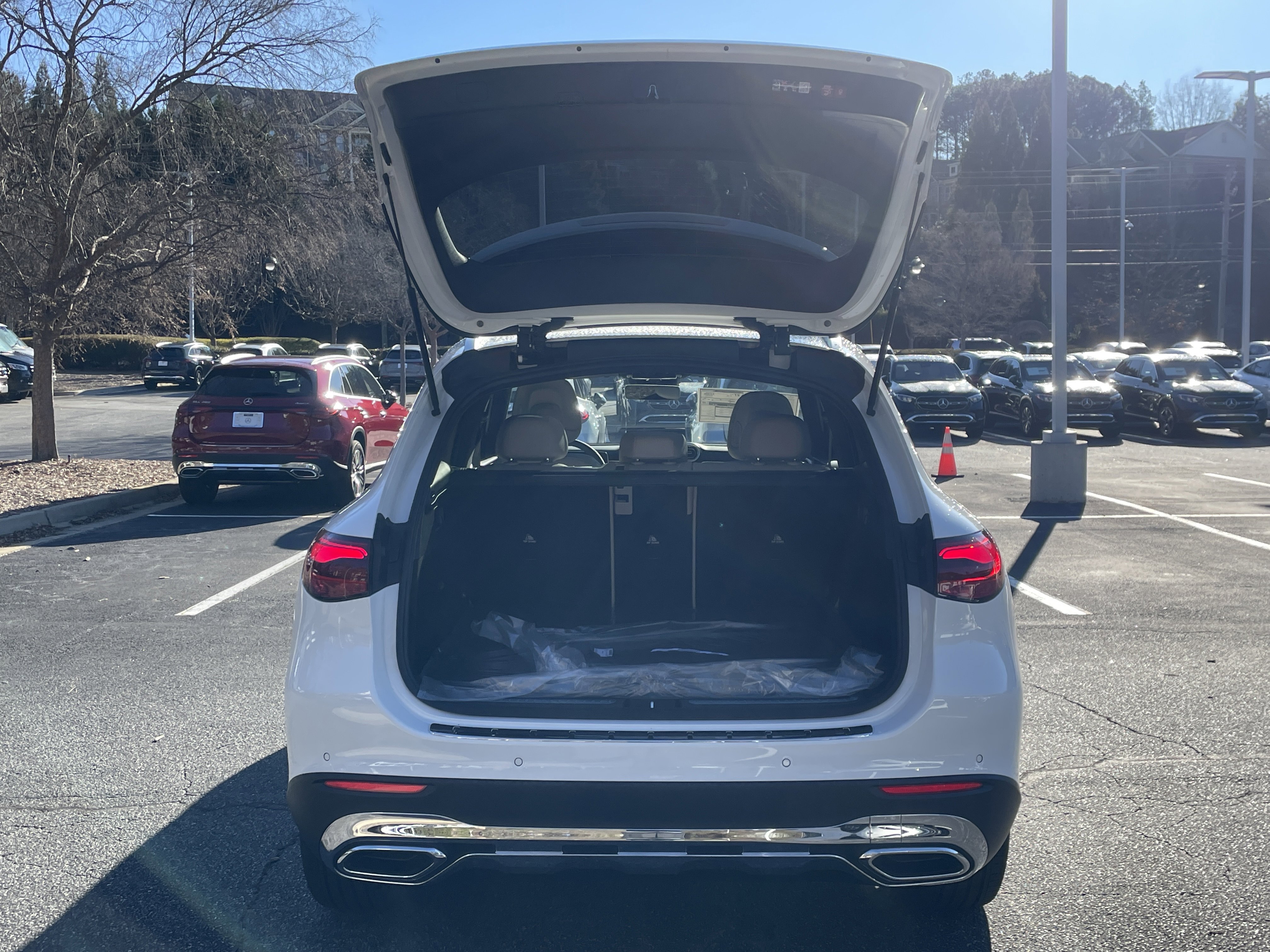 New 2026 Mercedes-Benz GLC 300 image 8