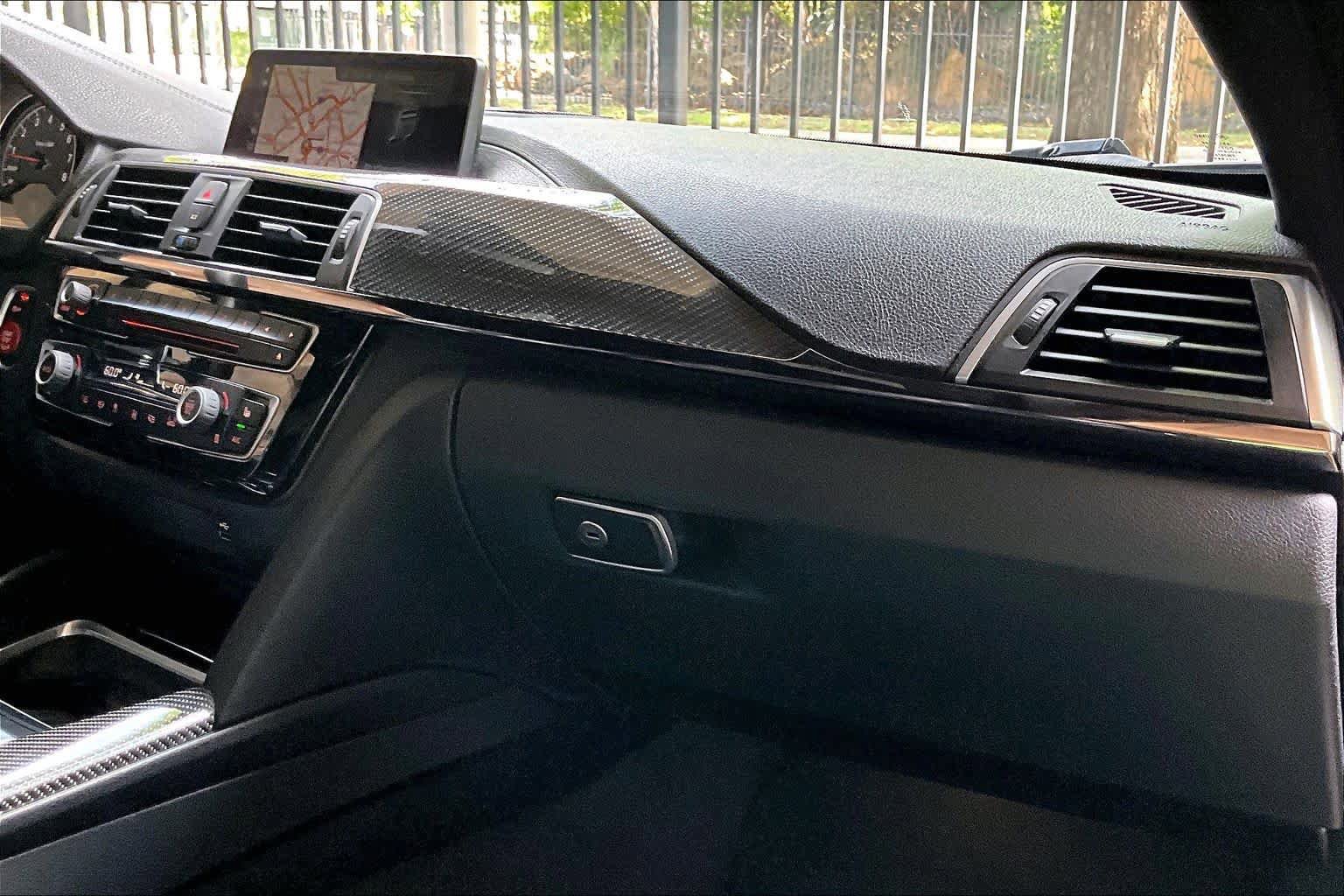 Used 2020 BMW M4 Coupe w/ Competition Package RWD image 18