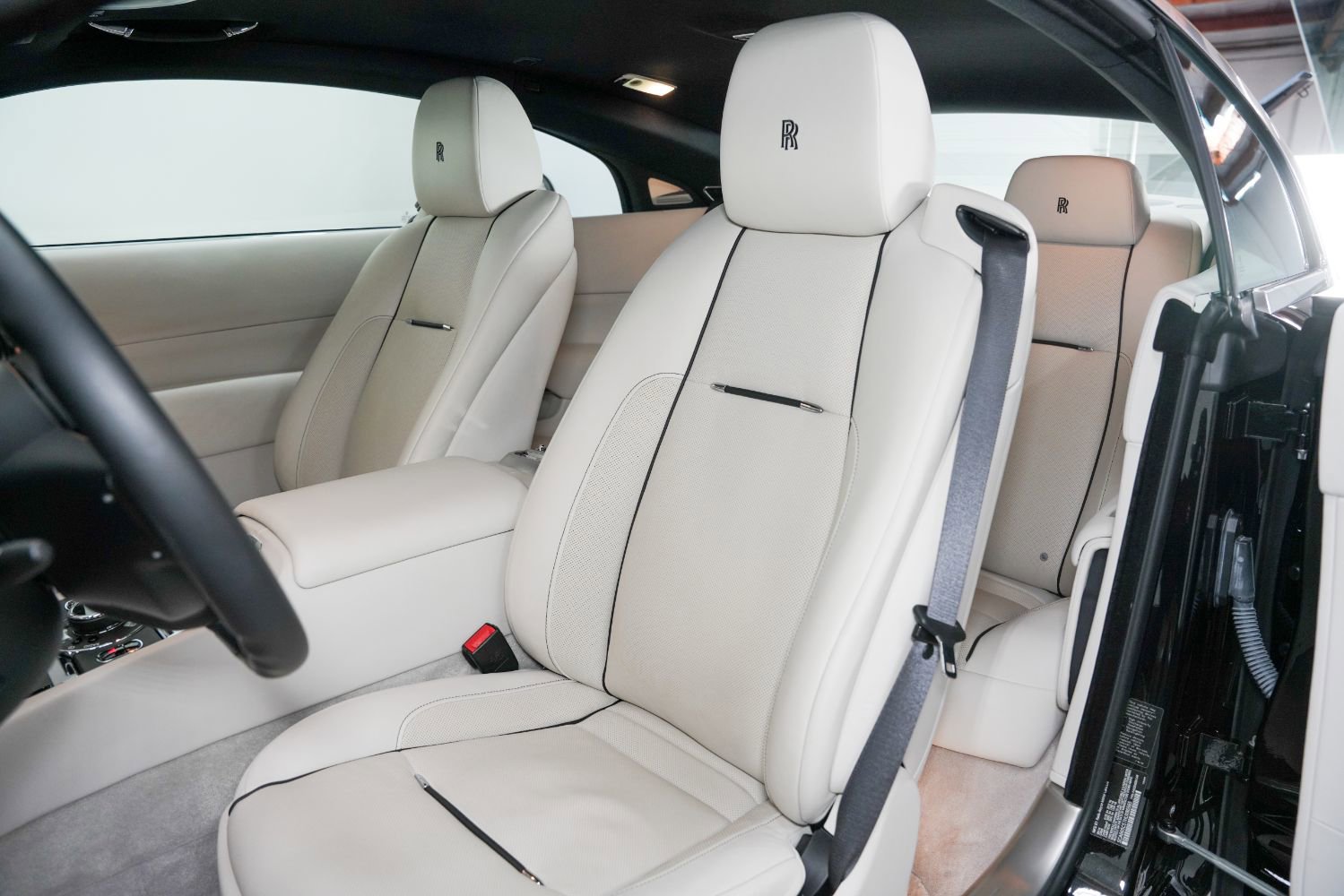 Used 2017 Rolls-Royce Wraith image 35