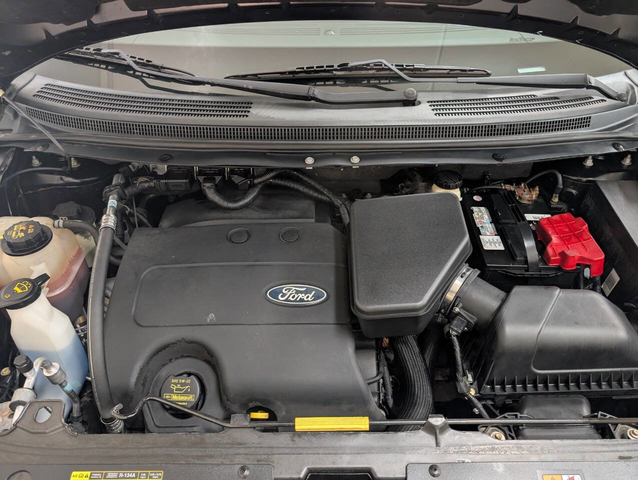 Used 2013 Ford Edge SEL image 25