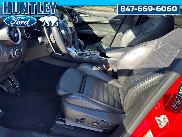 Used 2022 Alfa Romeo Stelvio Quadrifoglio w/ Active Assist Plus Package image 21