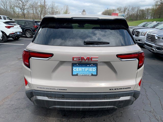 Certified 2025 GMC Terrain Elevation AWD/4WD image 4