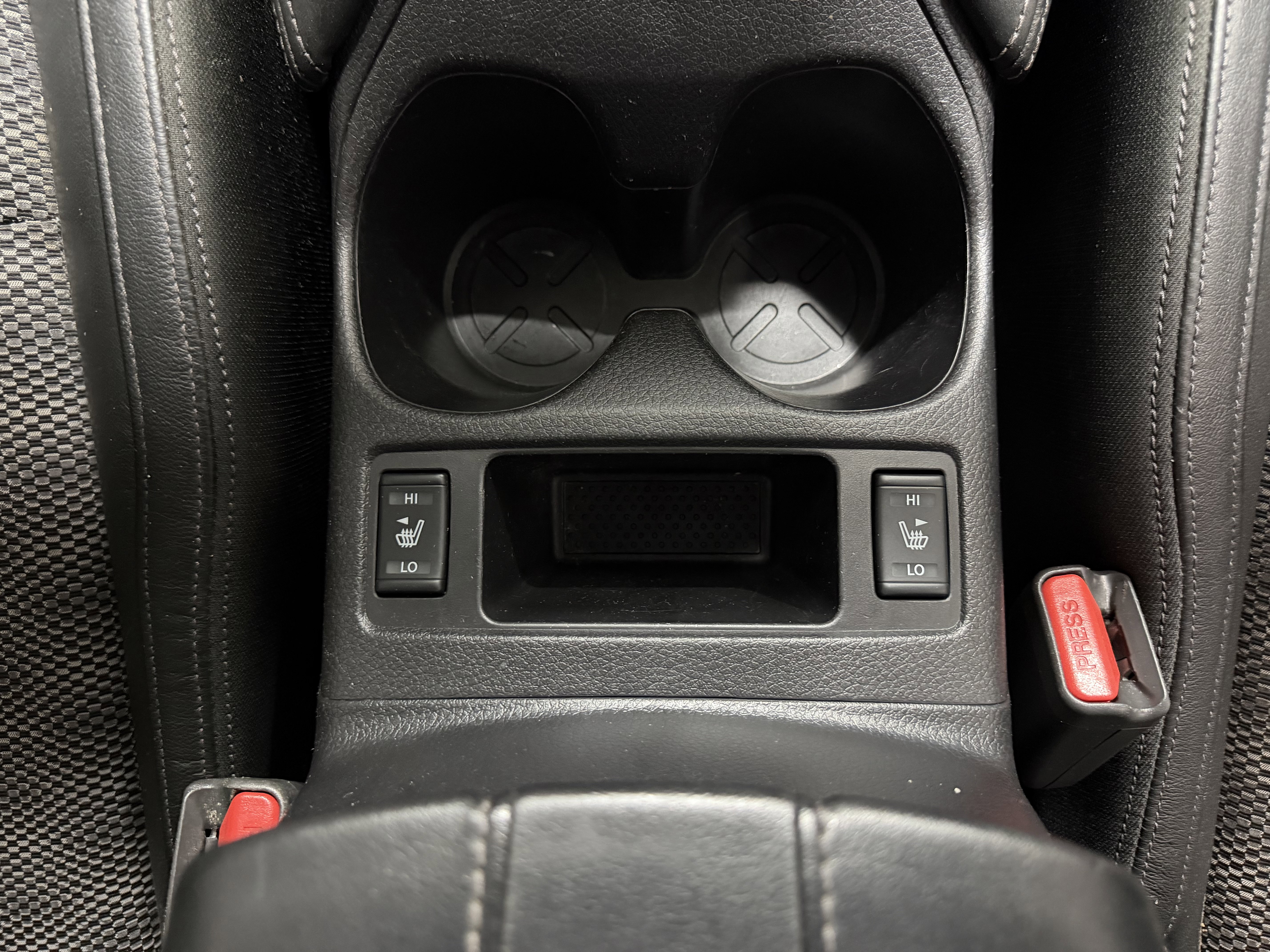 Used 2020 Nissan Rogue Sport SV w/ Technology Package image 17