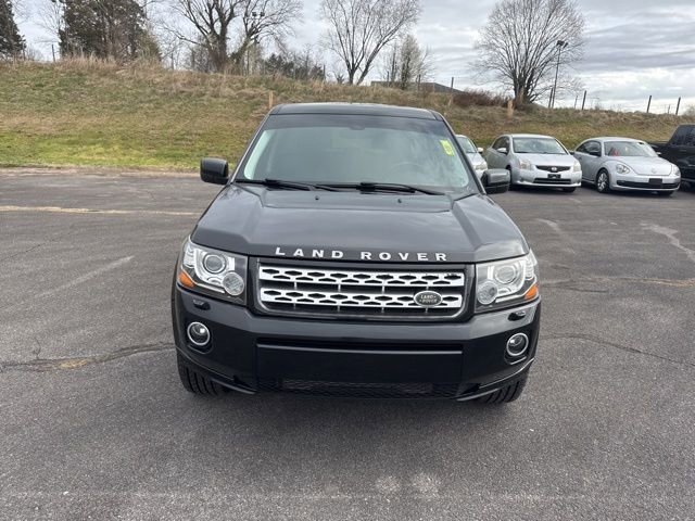 Used 2015 Land Rover LR2 image 3