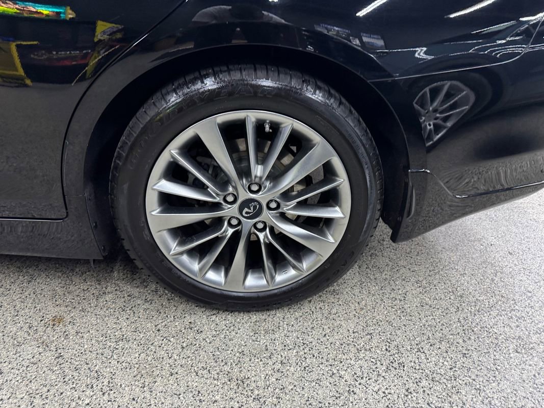 Used 2018 INFINITI Q50 Luxe w/ Sensory Package (Luxe) AWD/4WD image 40