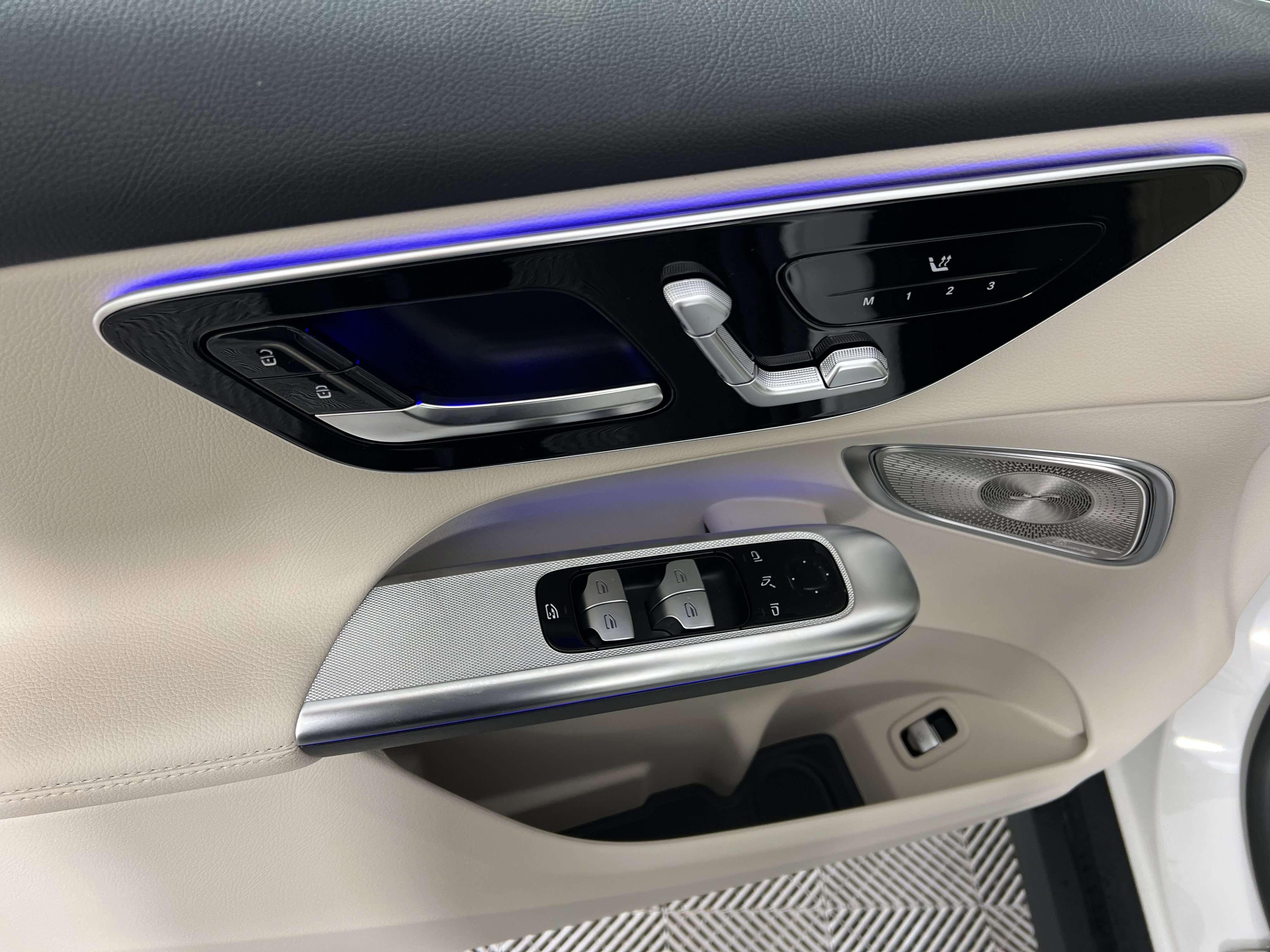 New 2026 Mercedes-Benz GLC 300 4MATIC image 18