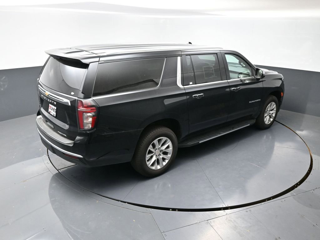 Used 2024 Chevrolet Suburban Premier image 43