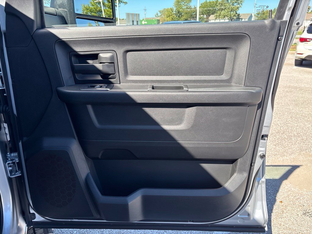 New 2027 RAM 3500 Tradesman AWD/4WD image 28