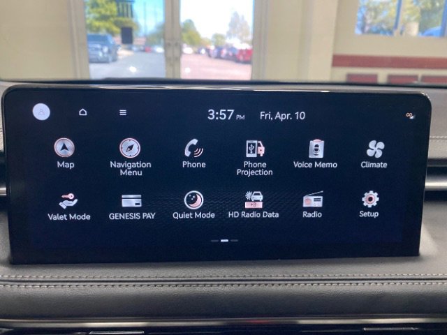 Used 2025 Genesis G70 2.5T RWD image 24