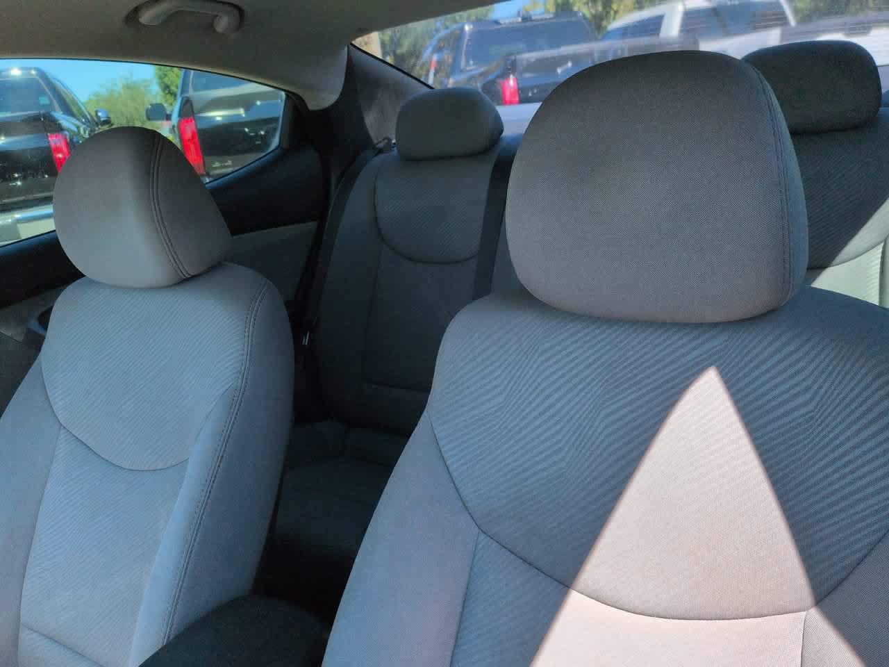 Used 2013 Hyundai Elantra GLS w/ Preferred Pkg FWD image 8