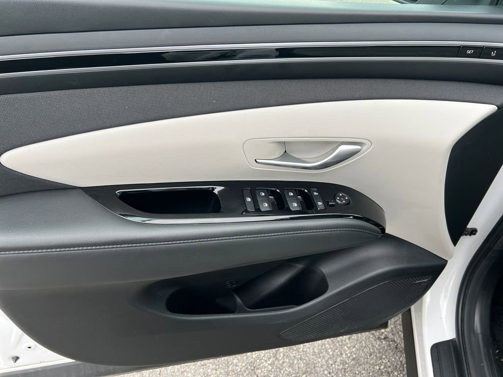 Certified 2024 Hyundai Tucson Limited image 11
