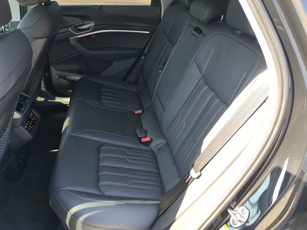 Used 2024 Audi Q8 e-tron Prestige w/ Prestige Package AWD/4WD image 18