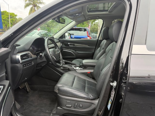 Used 2022 Kia Telluride SX w/ Towing Package FWD image 8